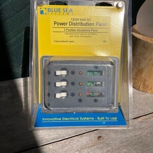 Blue Sea Systems | DC Power Distribution Accessory Panel